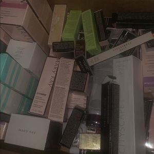 Sell off all my Mary Kay old Inventory